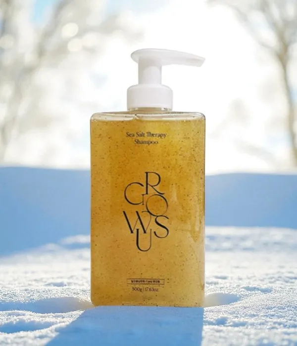Growus Sea Salt Therapy Shampoo EX with icy background, conveying intense cooling and refreshing effect