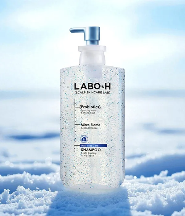 Labo-H Scalp Cooling & No Sebum Shampoo bottle with icy background highlighting cooling effect